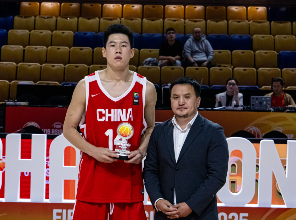 gtimg, 年全国U, 率值 gtimg, 年全国U, 率值