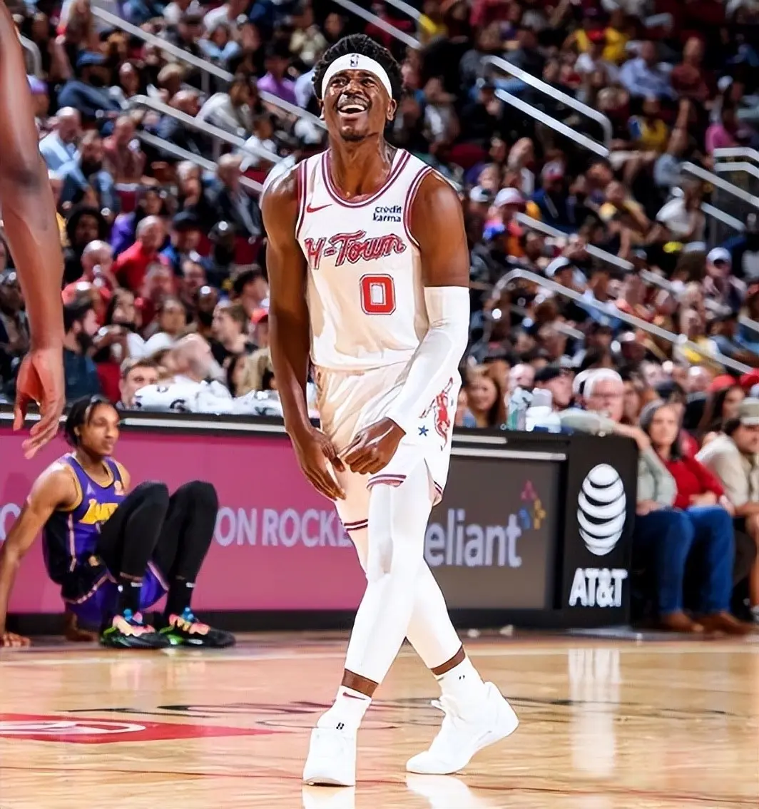 采访的时候, 三分, 一替补