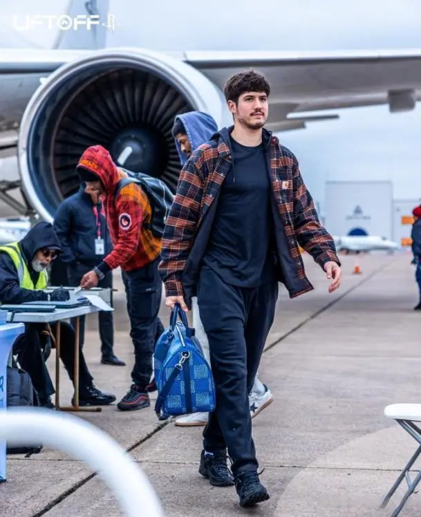 小史密斯, 发声